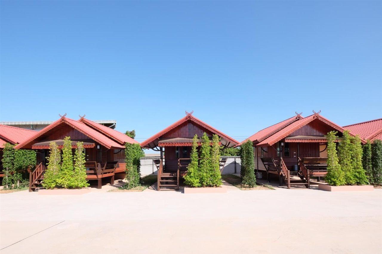 Prakaithong Hotel Amphoe Sawang Daen Din Buitenkant foto