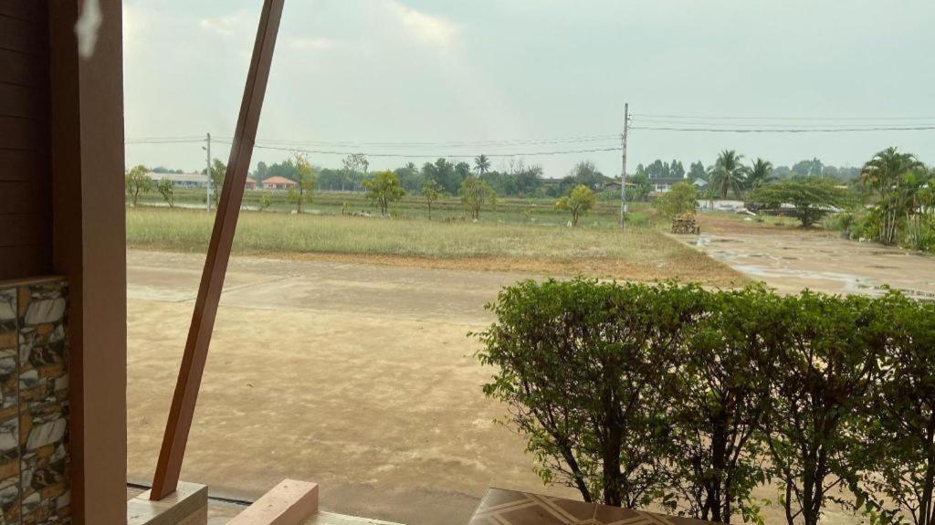 Prakaithong Hotel Amphoe Sawang Daen Din Buitenkant foto