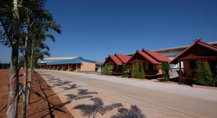 Prakaithong Hotel Amphoe Sawang Daen Din Buitenkant foto